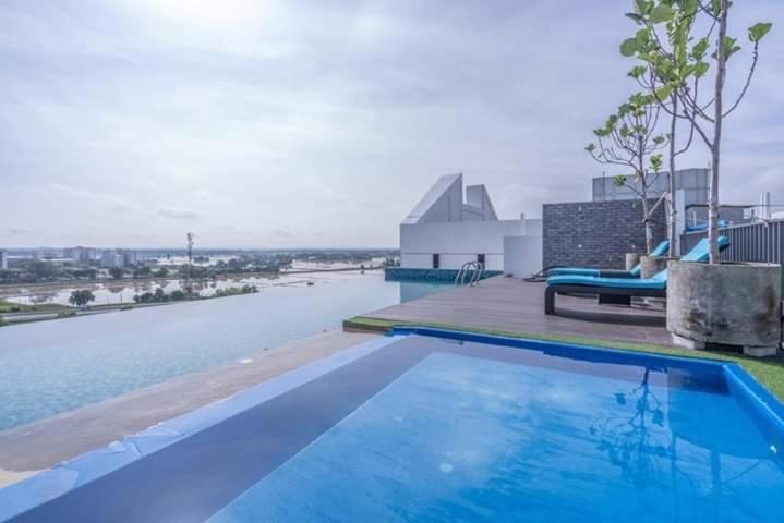 Casa Homestay D'imperio Professional *